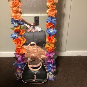 Pink and black embroidered J purse ❤️